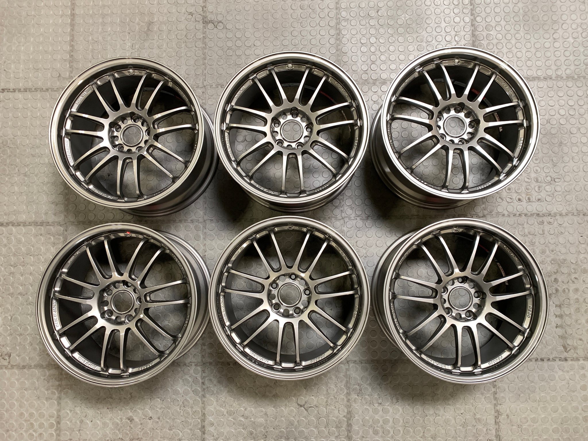 Volk racing RE30 17インチホイールタイヤ付き 鍛造 美品】RAYS ボルクレーシング RE30 17in 7.5JJ +50 PCD114